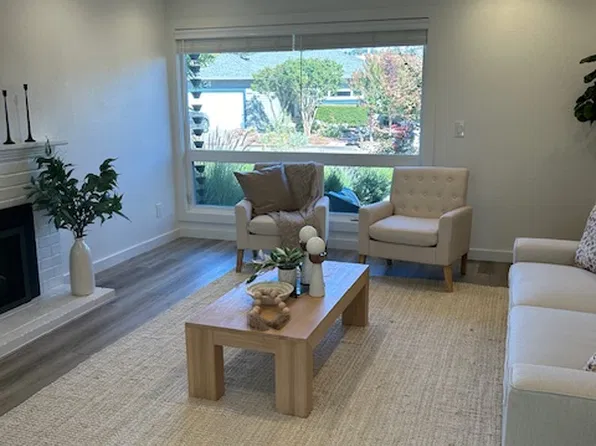 301 Orchard St, Healdsburg, CA 95448