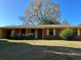 64 E Wilderness Rd, Natchez, MS 39120