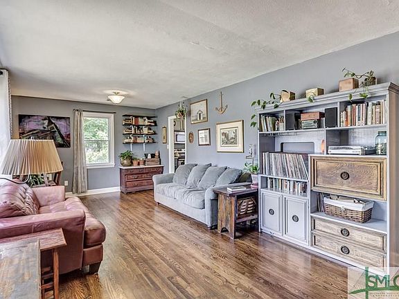 5th image of 97 Tall Pine Ave