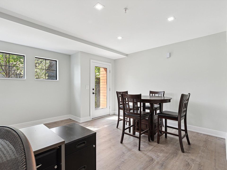 533 E Harrison 3, photo 25