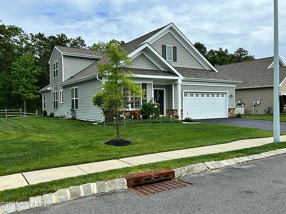 2nd image of 70 Woodside Lane