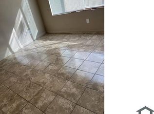 305 N 10th St APT 5, Las Vegas, NV 89101