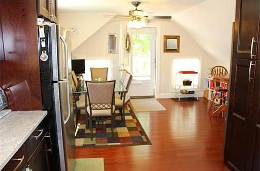 3rd image of 124 Pleasant St #2