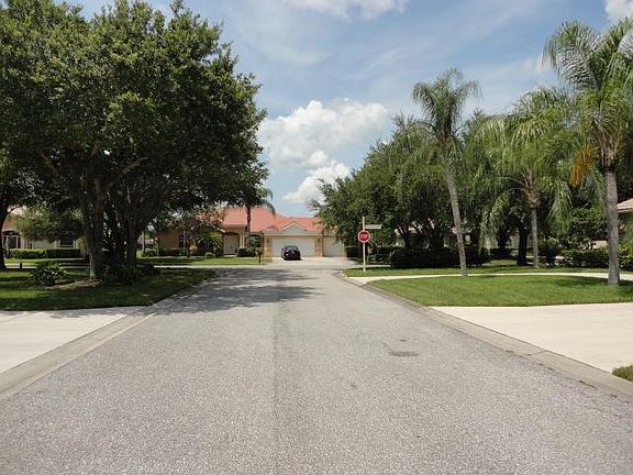 4th image of 12014 Mahogany Isle Ln
