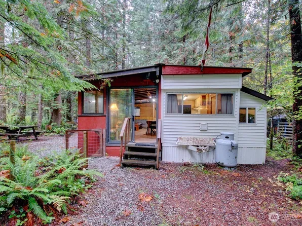 89 Sunset Circle, Deming, WA 98244