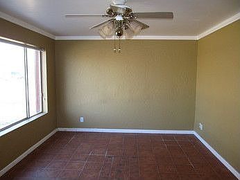 5th image of 7715 W Earll Dr