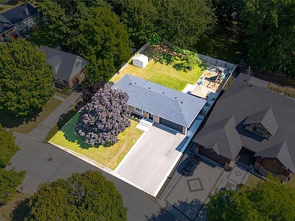 2nd image of 45 Wayne Dr