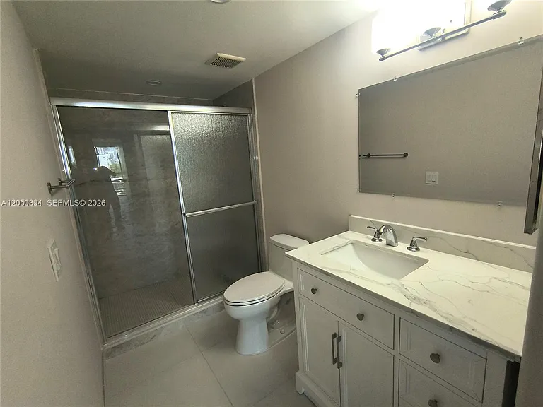 2400 SW 3rd Ave #506 — Photo 6