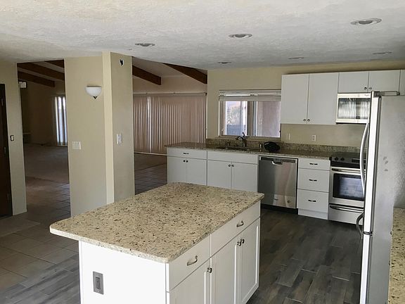 3rd image of 339 Whiteoaks Dr NE