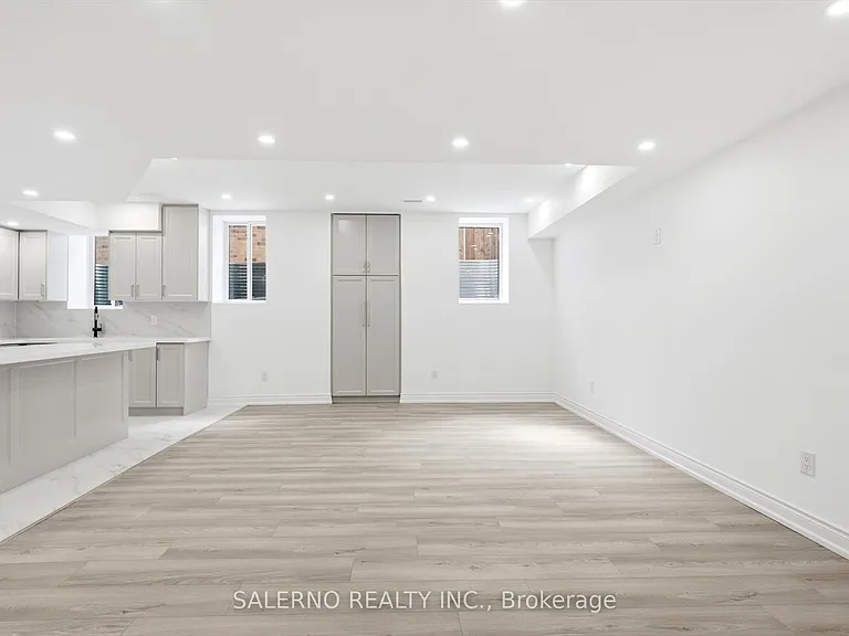 10 Virtue Cres #LOWER — Photo 9