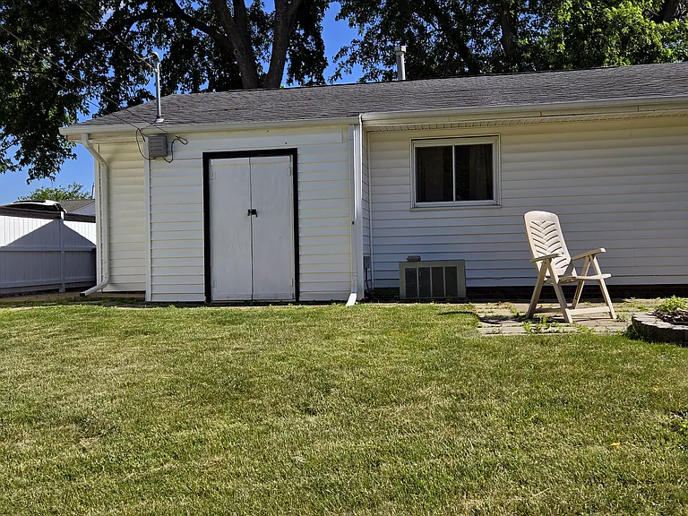1506 13th Ave SW — Photo 12