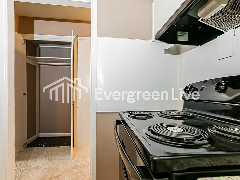 68 Belmont Dr — Photo 7