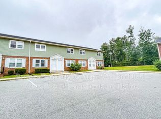 2105 Grand Prix Dr APT E, Fayetteville, NC 28303