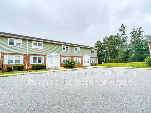 2105 Grand Prix Dr APT E, Fayetteville, NC 28303