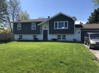 12721 W 28th Pl, Beach Park, IL 60099