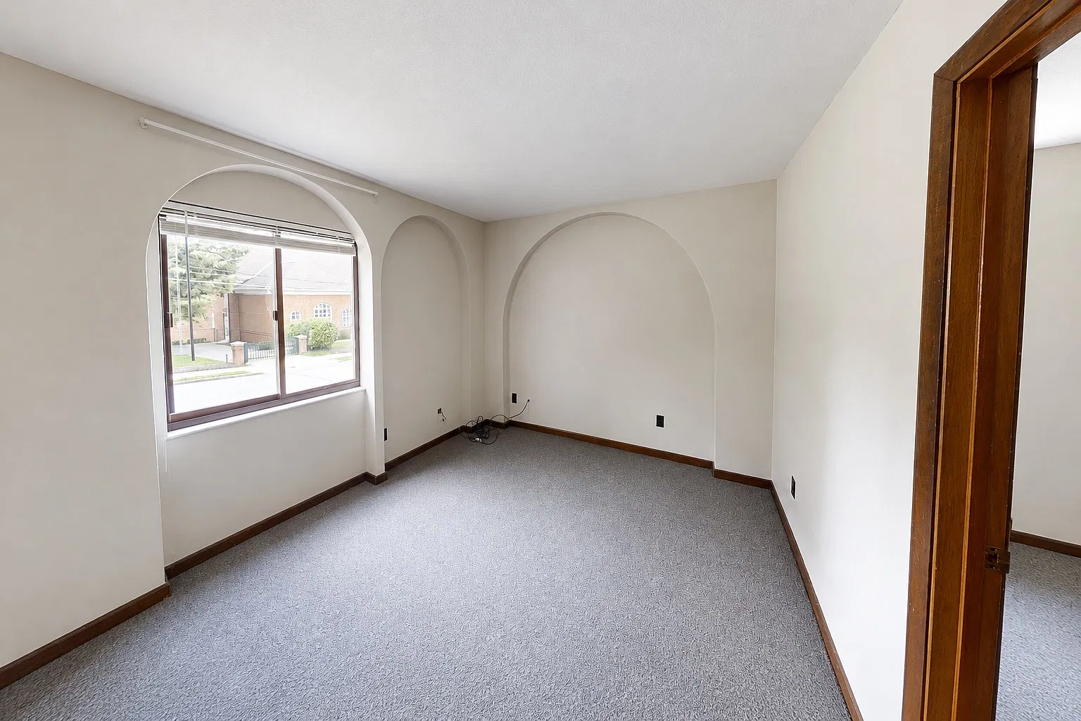 2 bed, $1,675 — Photo 1