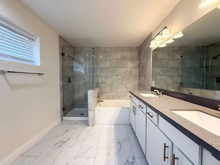 2316 Chapman Hill Dr — Photo 19