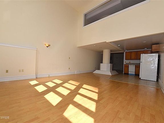 5th image of 1919 24th Ave APT L104