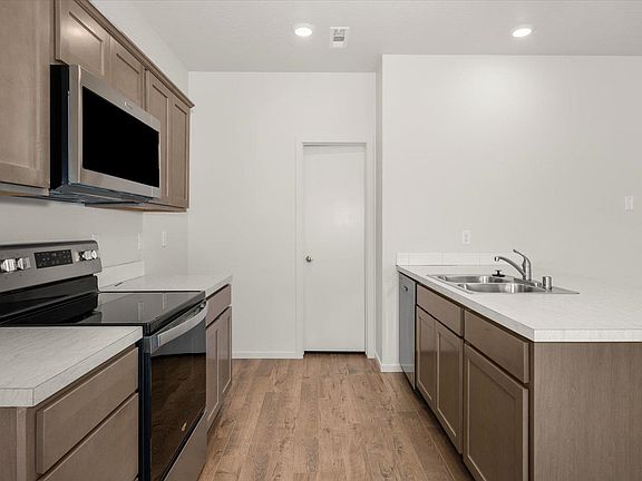 4th image of 13427 W 1st Ave