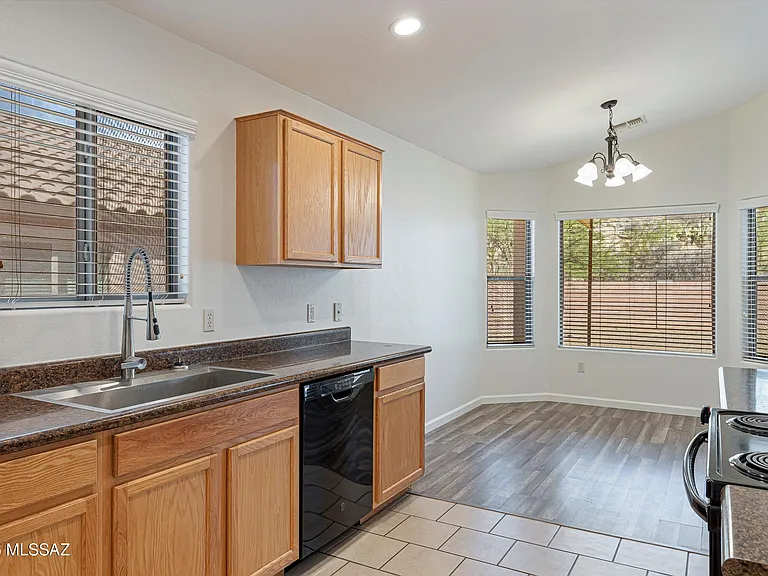 60958 E Cantle Ct — Photo 12