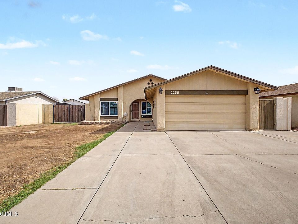 1st image of 2235 W EL MORO Avenue