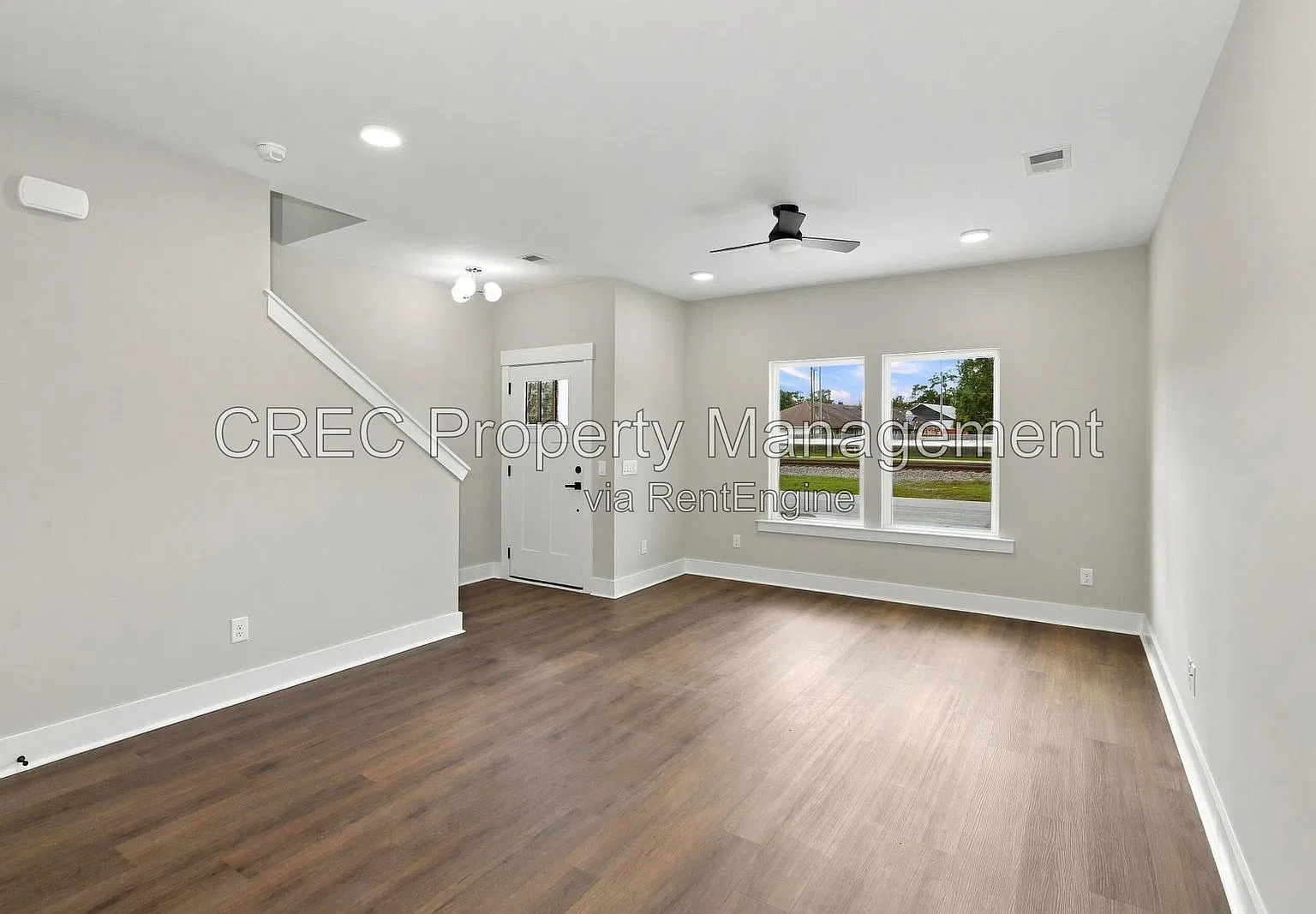 3 bed, 2.5 bath, 1396 sqft, $2,600 — Photo 3