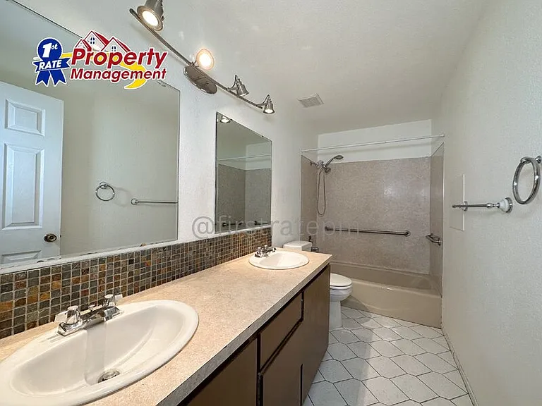 712 Fair Ln — Photo 14