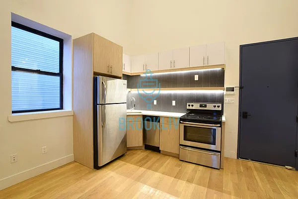 Rented by null | media 17