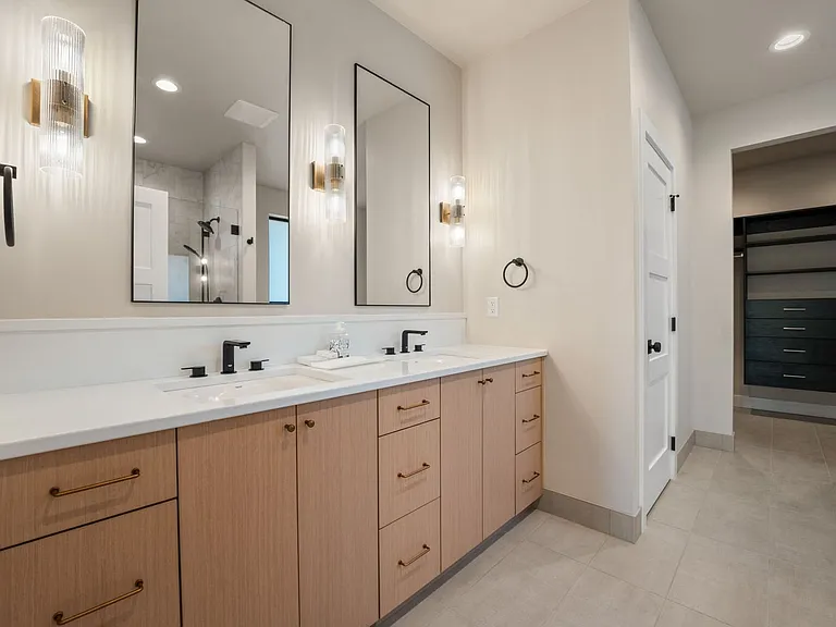 2971 NW Polarstar Ave — Photo 32