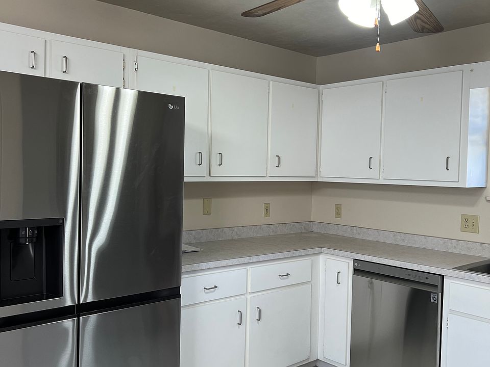 1st image of 6023 NW 107th Pl