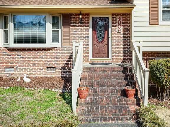 2nd image of 4009 Fiesta Rd