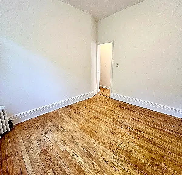 195 Spring St #10 — Photo 3