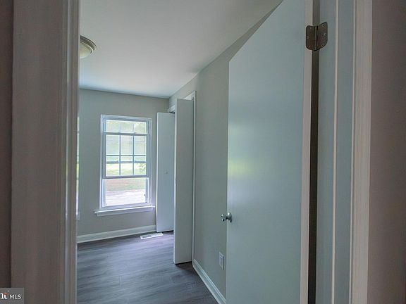 3rd image of 12839 Kitchen House Way