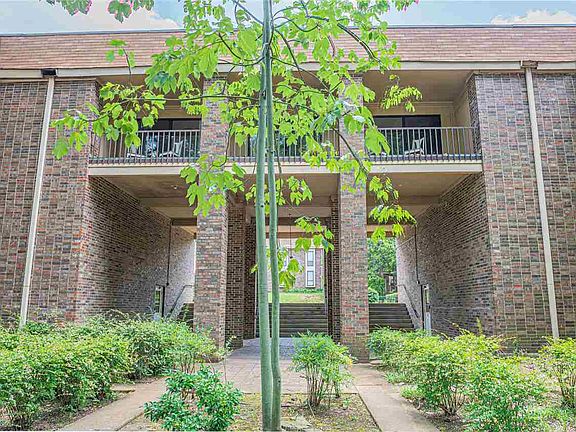 2nd image of 1857 Poplar Woods Cir W #1857