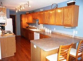 1670 Chadum Ln, Shakopee, MN 55379