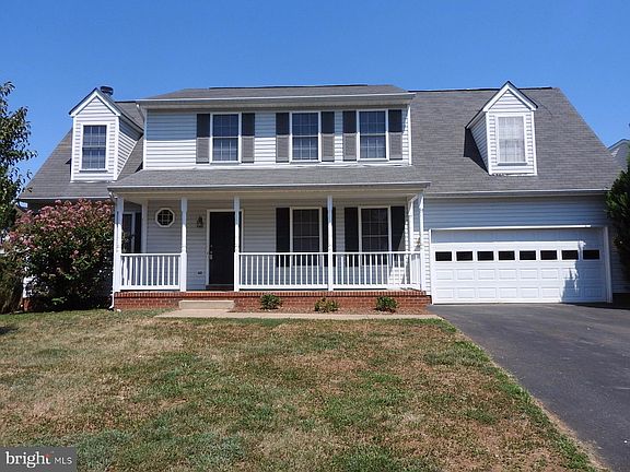 4th image of 10608 Hamiltons Crossing Dr