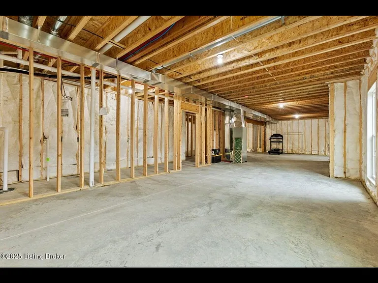 19 Clubhouse Ct — Photo 15