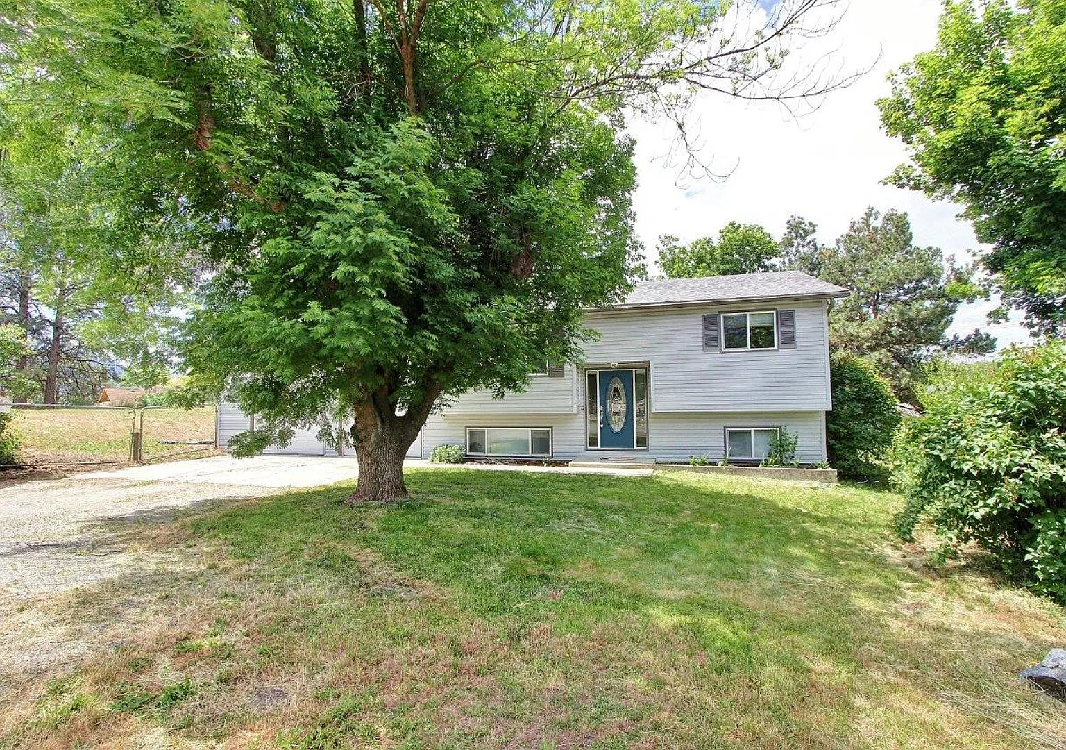 Charming Home on Quiet Cul-de-sac — Photo 1