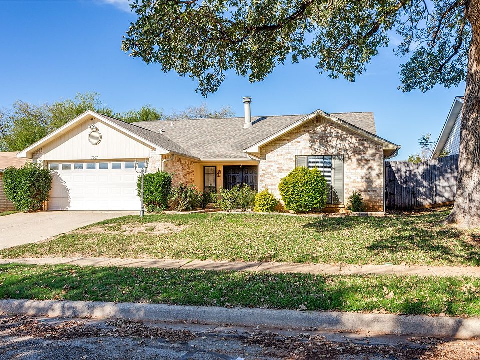 1st image of 7007 Forestview Dr