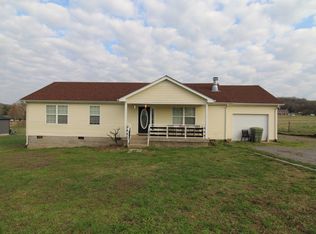 340 Middle Fork Rd, Hartsville, TN 37074