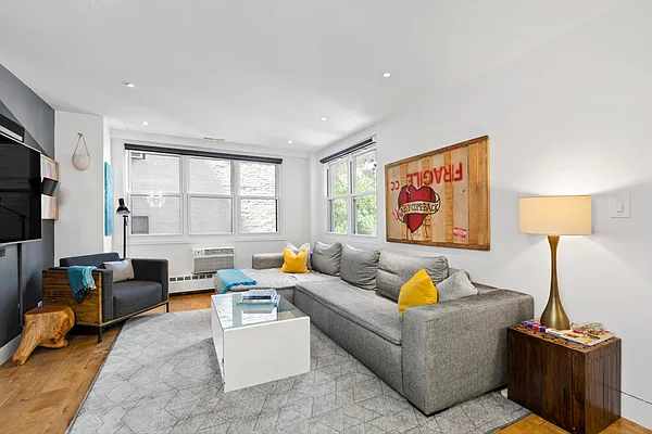 Sold by Compass | media 3