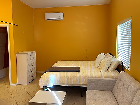 3rd image of 5132 Montair Ave Studio B
