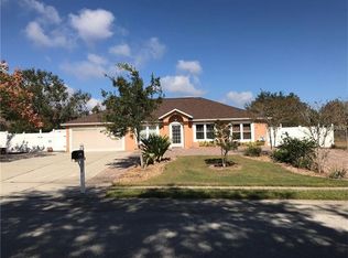 16053 Lagoon Dr, Clermont, FL 34711