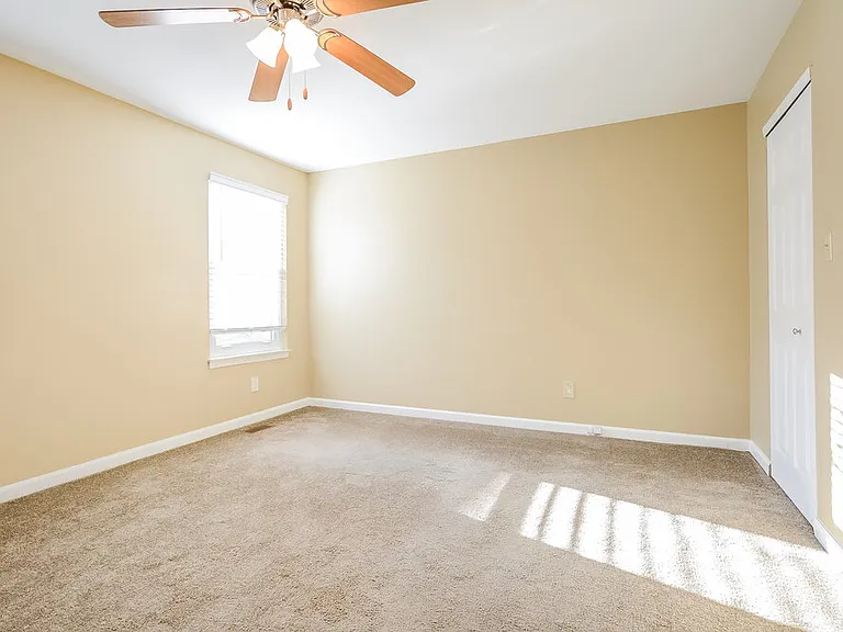 1202 Liberty Xing — Photo 14