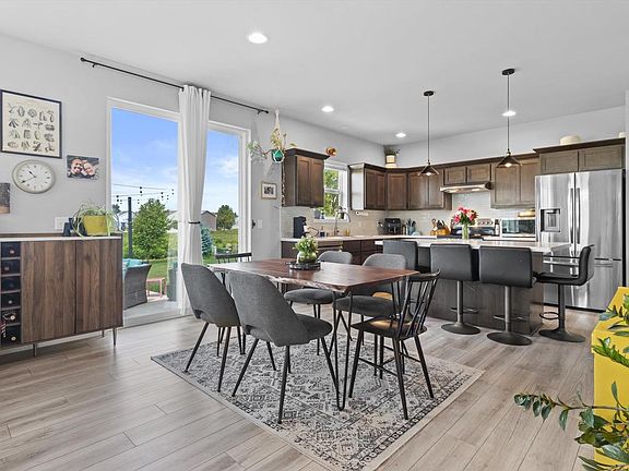 2nd image of 734 Alder Way
