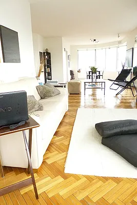 Rented by Keller Williams NYC | media 13