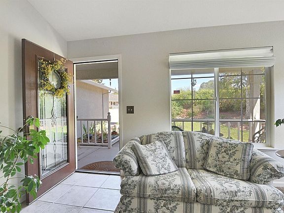5th image of 1304 Forest Hill Dr