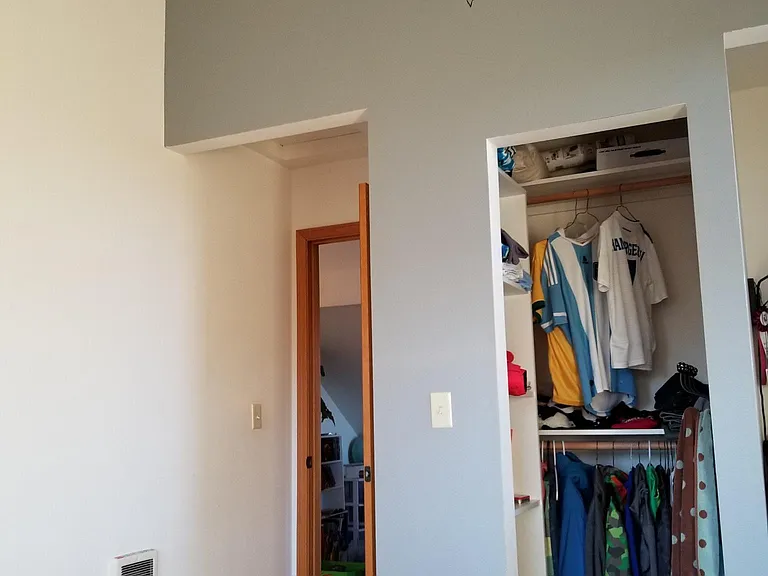 67070 Central St — Photo 22