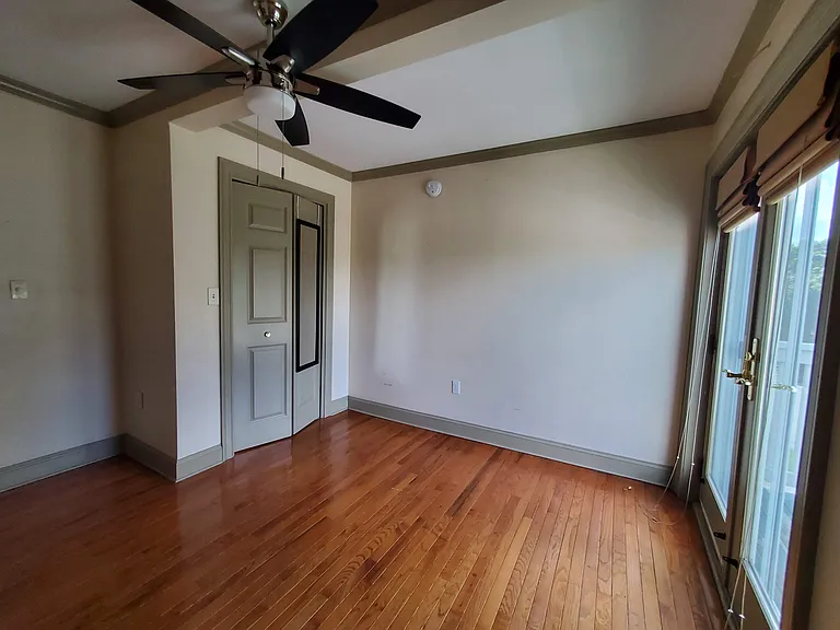 537 Islington St #2 — Photo 8