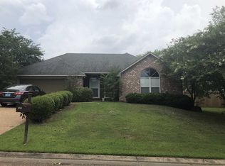450 Abbey Woods, Brandon, MS 39047